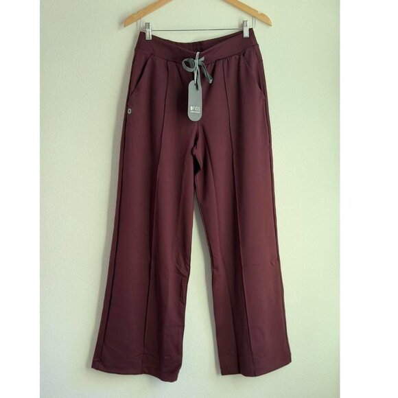 Figs High Waisted Salina FORMx Wide Leg Scrub Pants in Burgundy, Size Medium - Picture 8 of 11